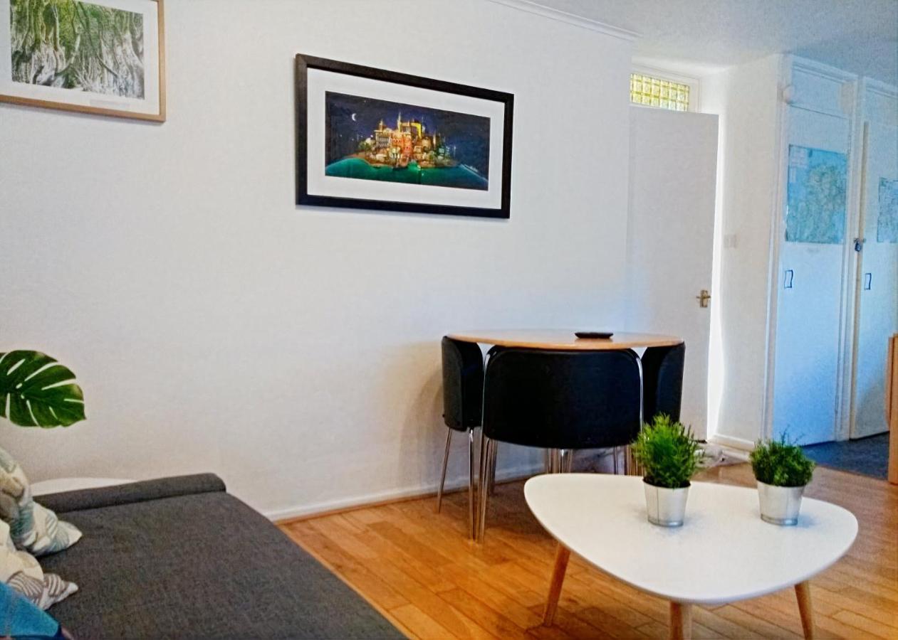 Very Central Location- Free Parking - 2 Bedrooms Belfast Dış mekan fotoğraf