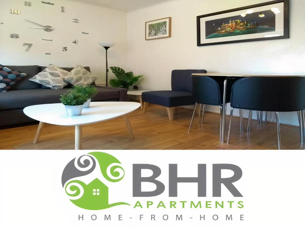 Very Central Location- Free Parking - 2 Bedrooms Belfast Dış mekan fotoğraf