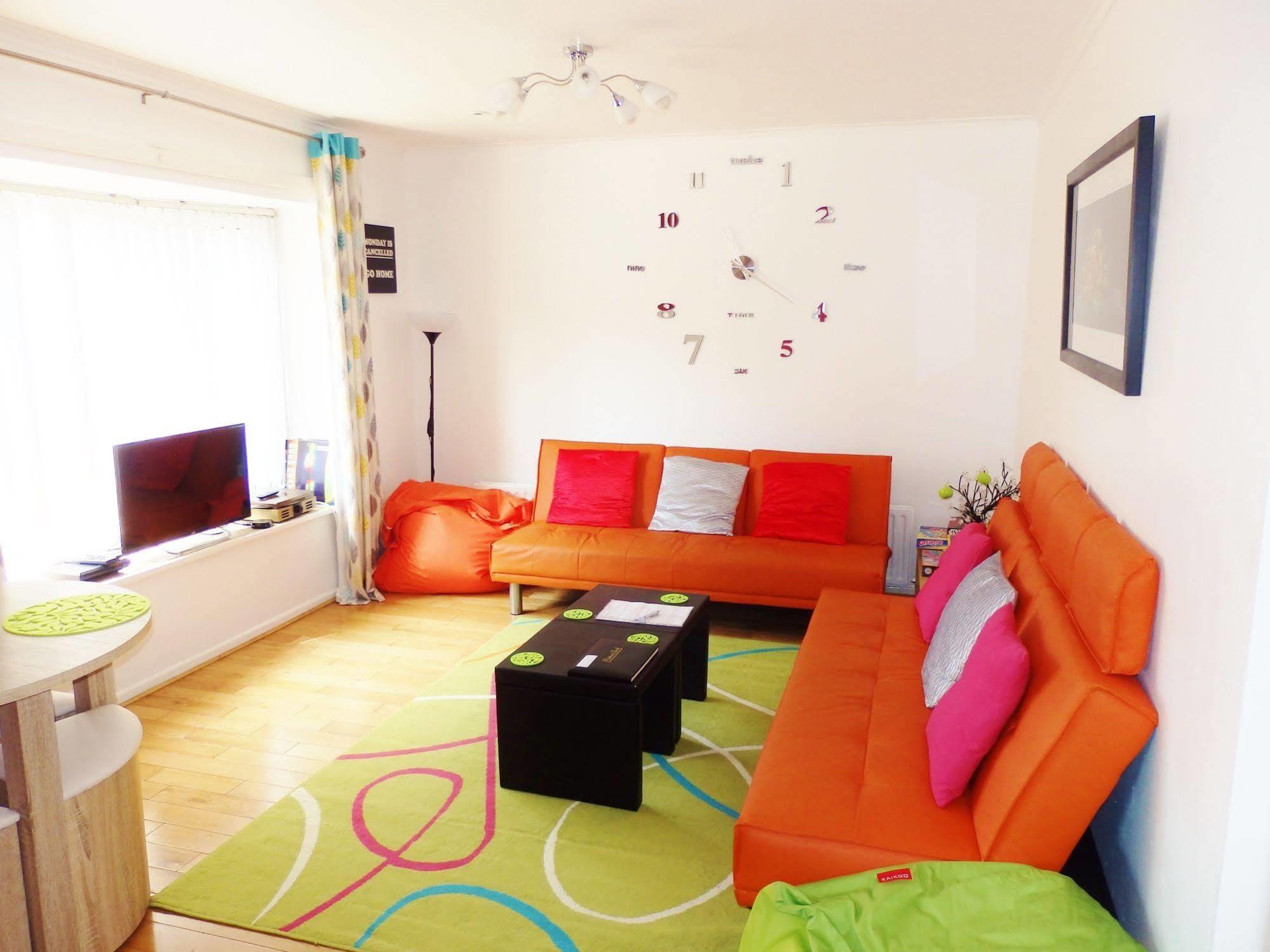 Very Central Location- Free Parking - 2 Bedrooms Belfast Dış mekan fotoğraf