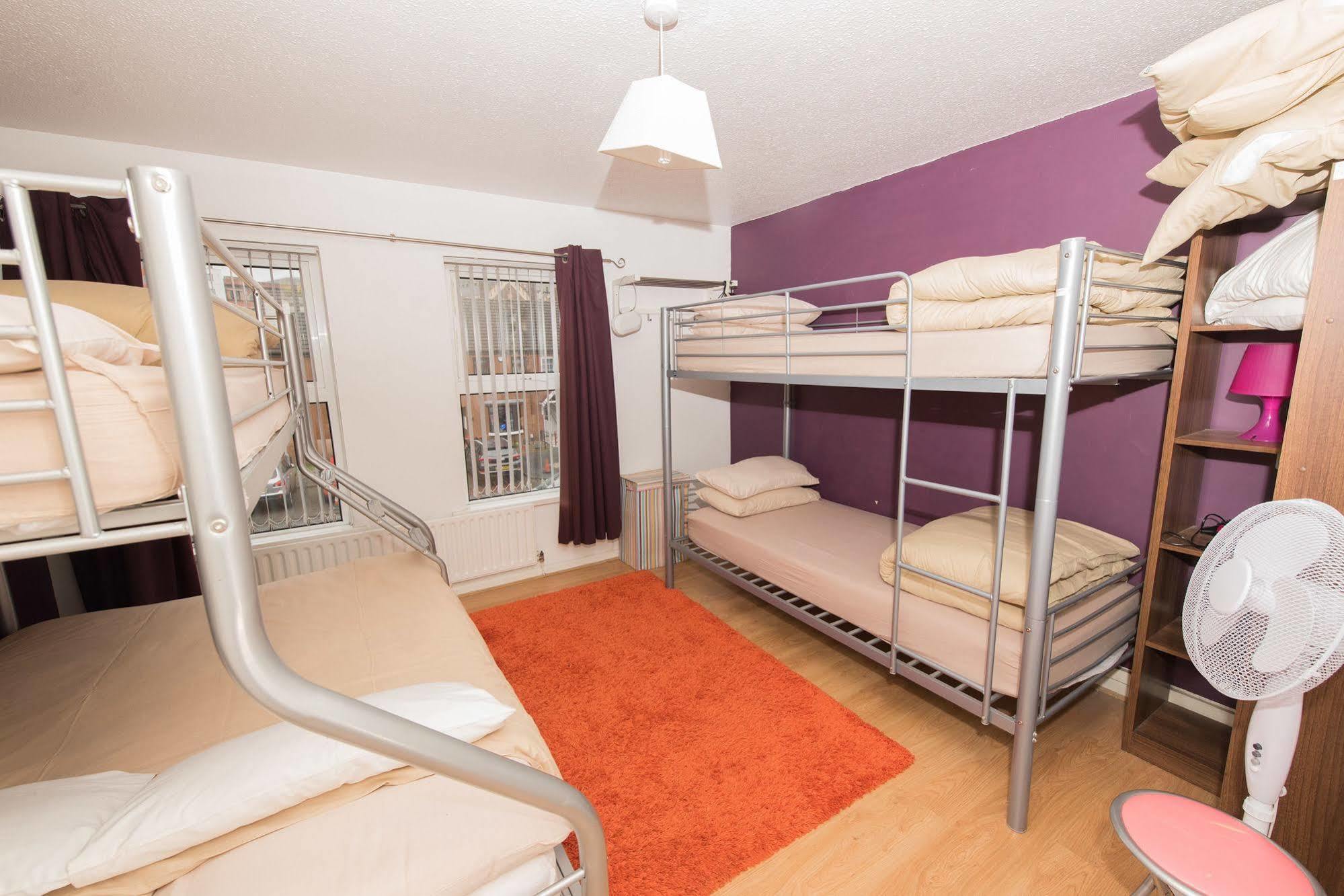 Very Central Location- Free Parking - 2 Bedrooms Belfast Dış mekan fotoğraf
