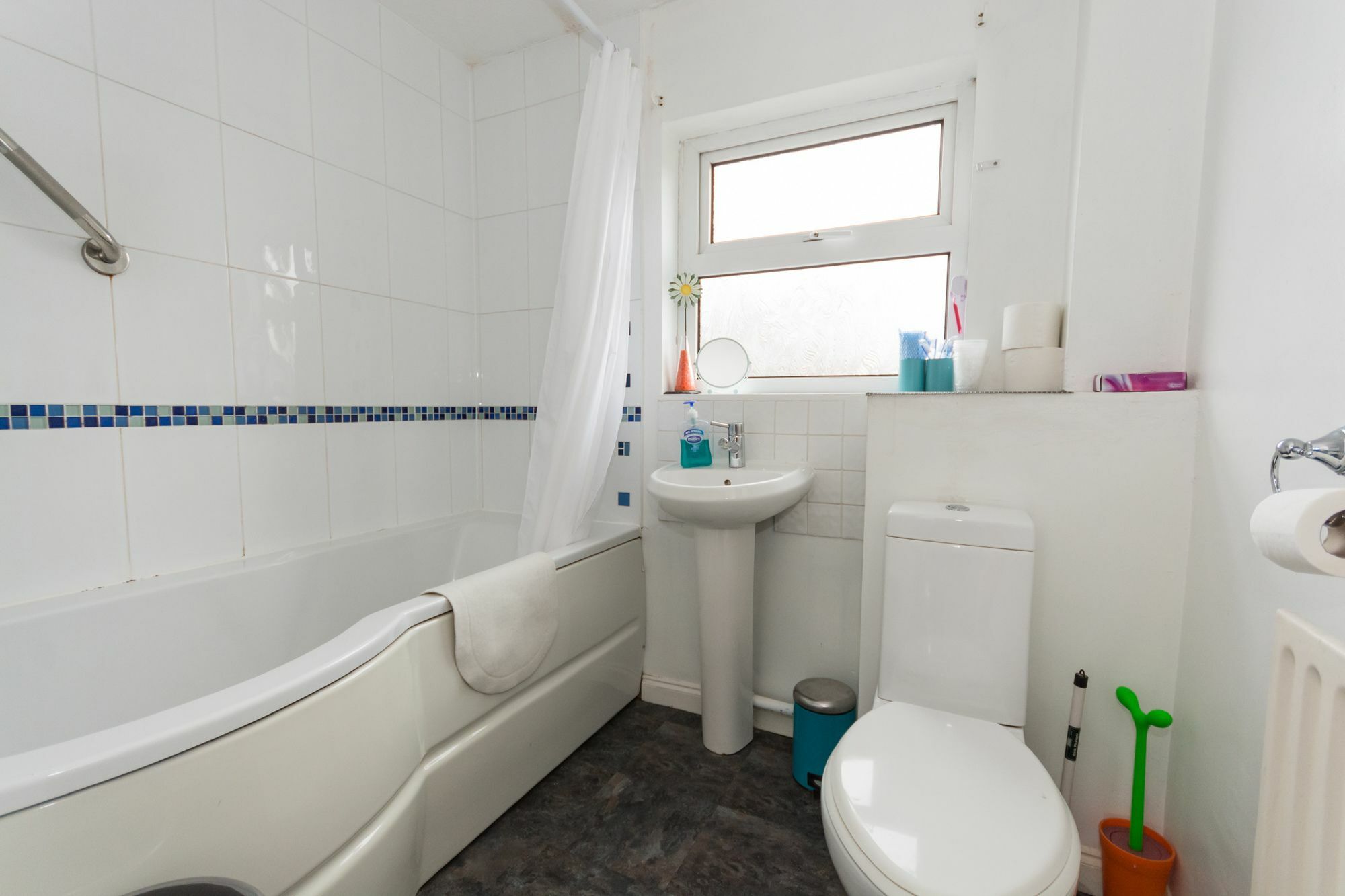 Very Central Location- Free Parking - 2 Bedrooms Belfast Dış mekan fotoğraf
