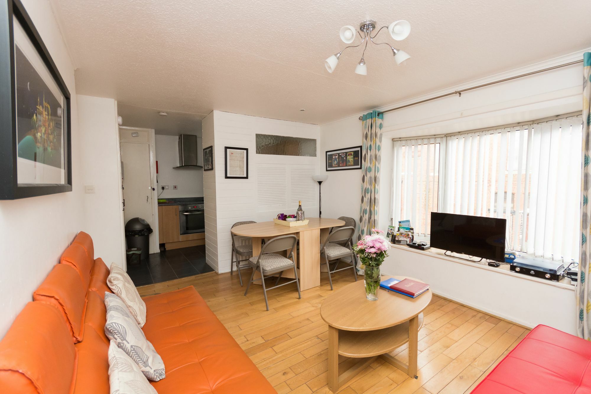 Very Central Location- Free Parking - 2 Bedrooms Belfast Dış mekan fotoğraf